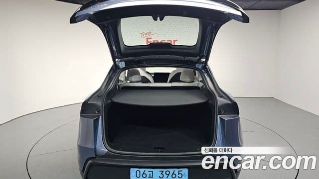 Tesla модель Y Long Range AWD, 2025 20