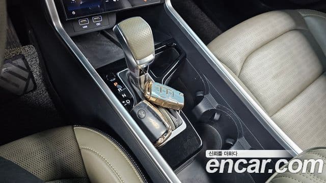 KG모빌리티(SsangYong) Torres T7, 2023 9