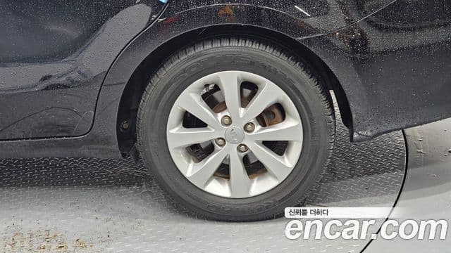 Kia All New Pride Deluxe, 2012 все фото