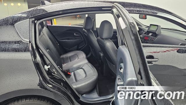 Kia All New Pride Deluxe, 2012 19