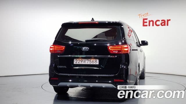 Kia The / новый New Carnival Prestige, 2020 4