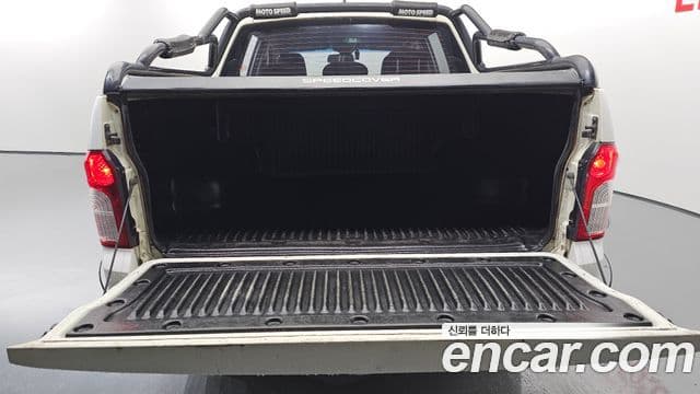 KG모빌리티(SsangYong) Korando Sport Club, 2014 20