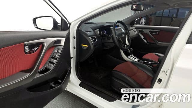 Hyundai Avante MD M16 GDI top, 2012 10