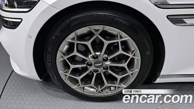 Genesis G80 (RG3) бензин 2.5 турбо AWD, 2021 все фото