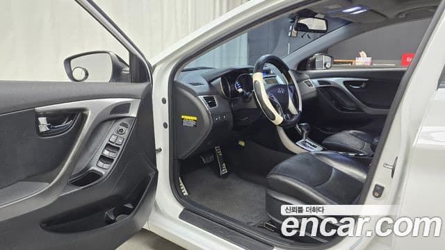 Hyundai Avante MD M16 GDI top, 2011 11