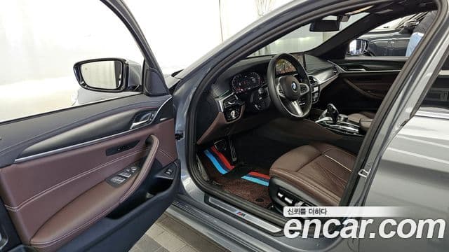 BMW 5시리즈 (G30) 523d M Sport, 2023 10