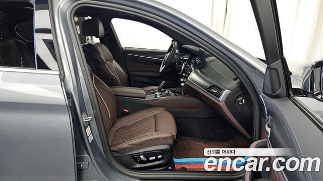 BMW 5시리즈 (G30) 523d M Sport, 2023 11