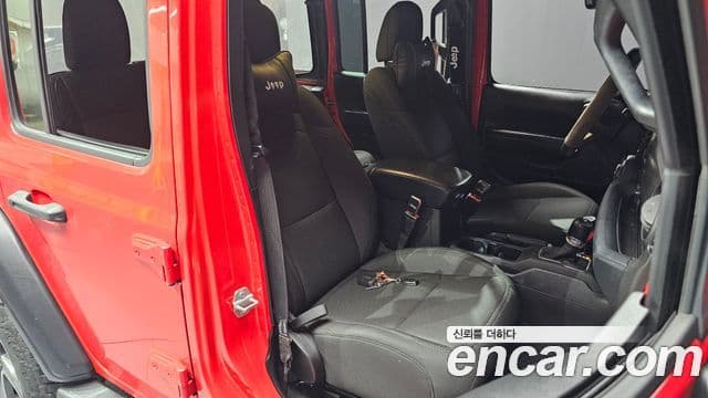 Jeep Wrangler (JL) 2.0 Sport 4도어, 2019 11