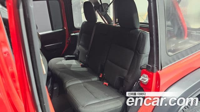 Jeep Wrangler (JL) 2.0 Sport 4도어, 2019 12