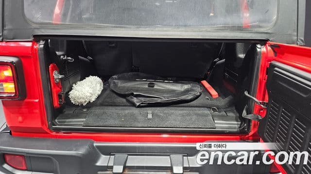Jeep Wrangler (JL) 2.0 Sport 4도어, 2019 20