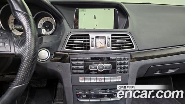 Mercedes-Benz E-класс W212 E200 кабриолет, 2014 17
