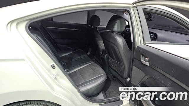 Hyundai Avante AD 1.6 GDI Smart, 2017 13