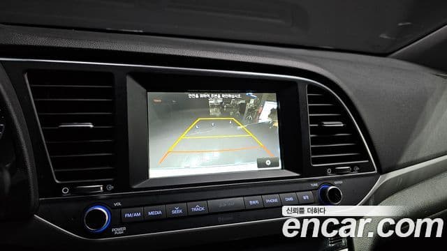 Hyundai Avante AD 1.6 GDI Smart, 2017 19