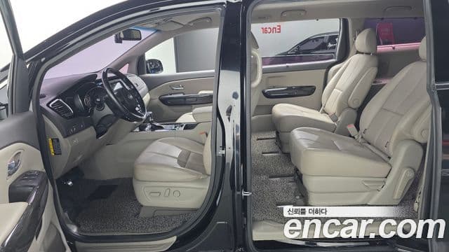 Kia All New Carnival Magic Space, 2018 17