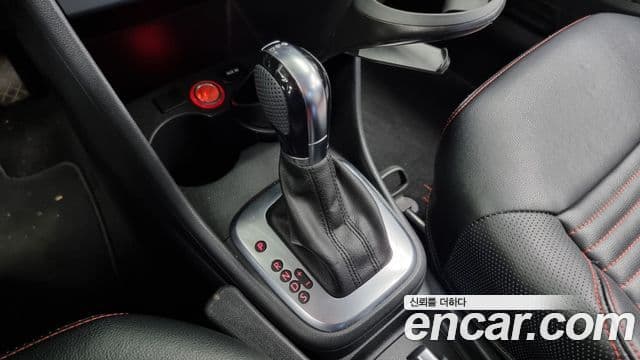 Volkswagen 폴로 5세대, 2013 9