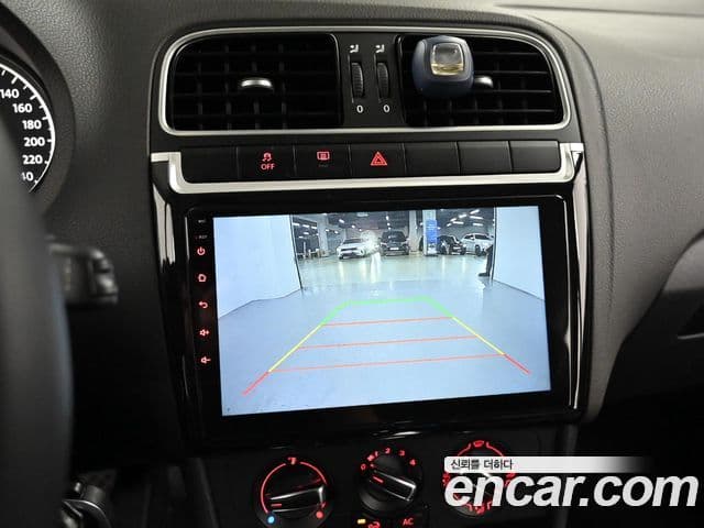 Volkswagen 폴로 5세대, 2013 15