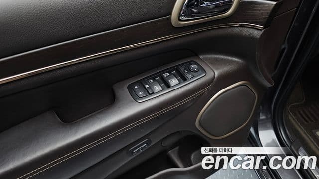 Jeep Grand Cherokee WK2, 2014 16