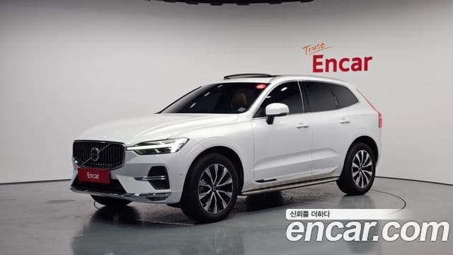 Volvo XC60 2세대 B5 Ultra Bright, 2025 1