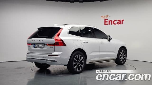 Volvo XC60 2세대 B5 Ultra Bright, 2025 2