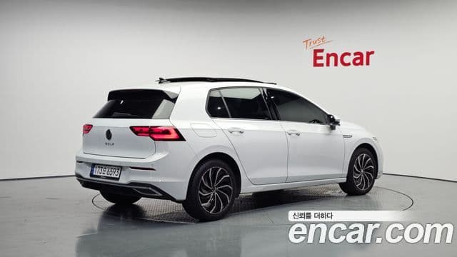 Volkswagen Гольф 8세대 Prestige, 2024 2