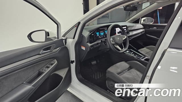 Volkswagen Гольф 8세대 Prestige, 2024 10