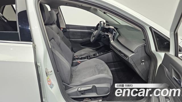 Volkswagen Гольф 8세대 Prestige, 2024 11