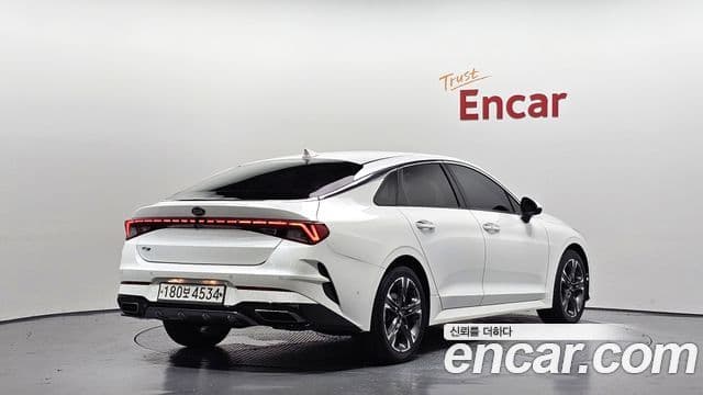 Kia K5 3세대 Signature, 2020 2