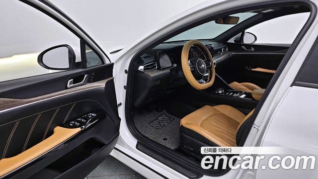 Kia K5 3세대 Signature, 2020 10
