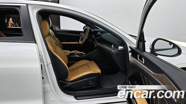 Kia K5 3세대 Signature, 2020 11