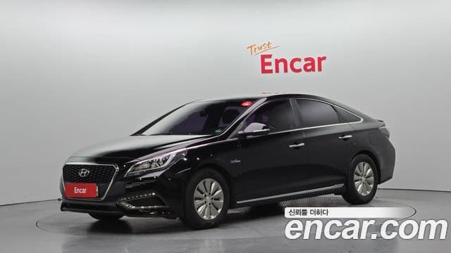 Hyundai LF Sonata гибрид Modern, 2016 1