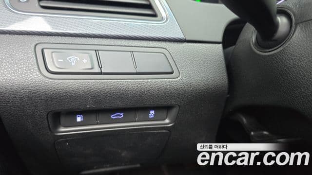 Hyundai LF Sonata гибрид Modern, 2016 16