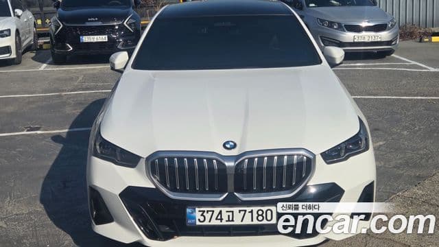 BMW 5시리즈 (G60) 523d M Sport, 2024 2