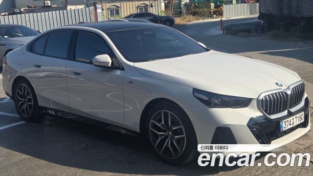BMW 5시리즈 (G60) 523d M Sport, 2024 3