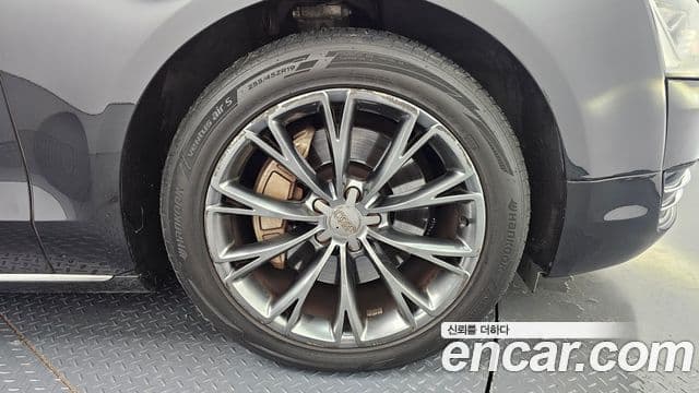 Audi New A8 D4, 2011 все фото