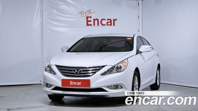 Hyundai YF Sonata Luxury, 2012 3