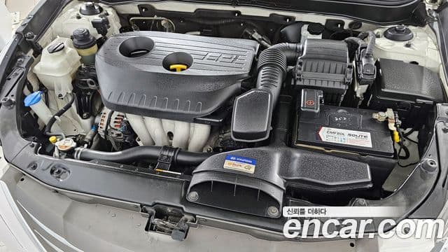 Hyundai YF Sonata Luxury, 2012 6