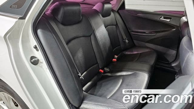 Hyundai YF Sonata Luxury, 2012 12