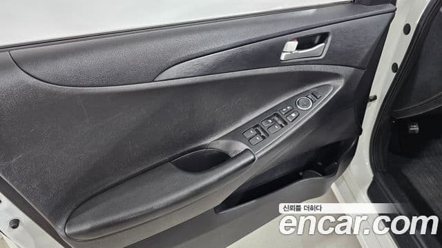 Hyundai YF Sonata Luxury, 2012 14