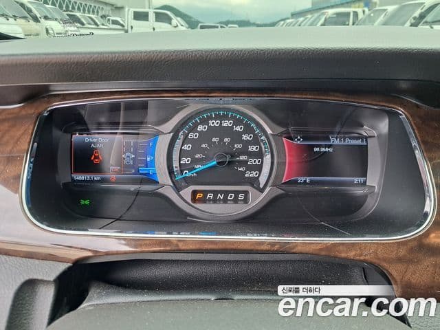 Ford New 토러스 6세대, 2014 7