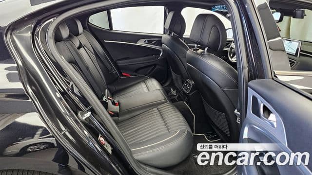 Genesis G70 Sport пакет, 2019 12