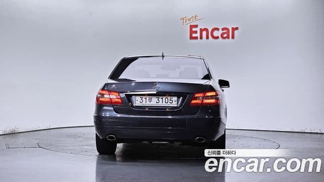 Mercedes-Benz E-класс W212 E300 Elegance, 2010 4