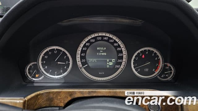 Mercedes-Benz E-класс W212 E300 Elegance, 2010 8