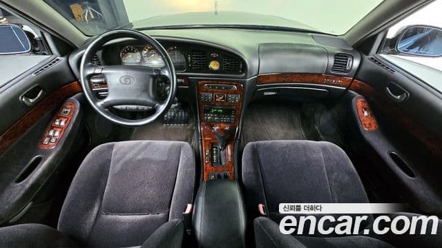 Hyundai 다이너스티 Signature, 2000 7