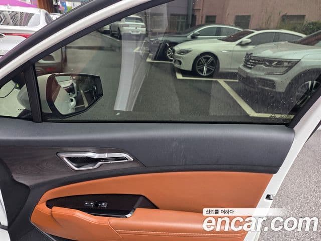 Kia Sportage 5세대 гибрид Signature 2WD, 2023 16