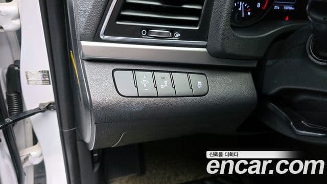 Hyundai Avante AD 1.6 GDI Value Plus, 2018 17