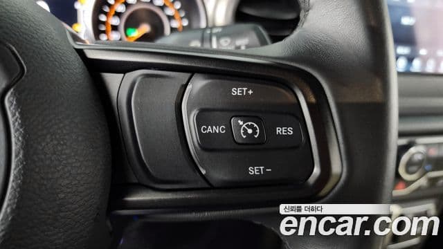 Jeep Wrangler (JL) 2.0 Sport 4도어, 2019 17