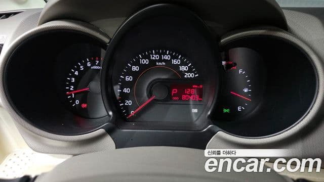 Kia Ray Luxury, 2013 8