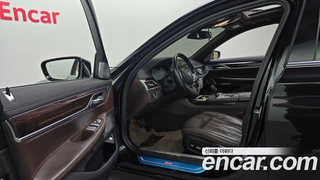 BMW 7시리즈 (G11) 750Li xDrive, 2017 10