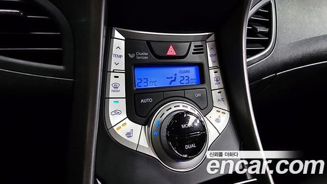 Hyundai Avante MD Luxury, 2011 16