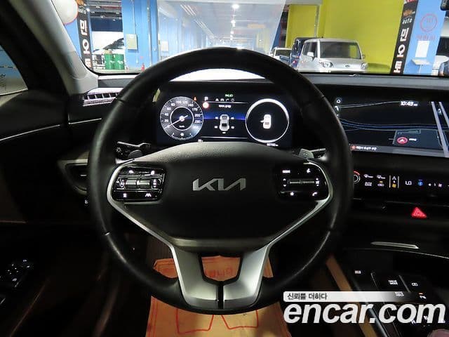 Kia K8 Prestige, 2022 9
